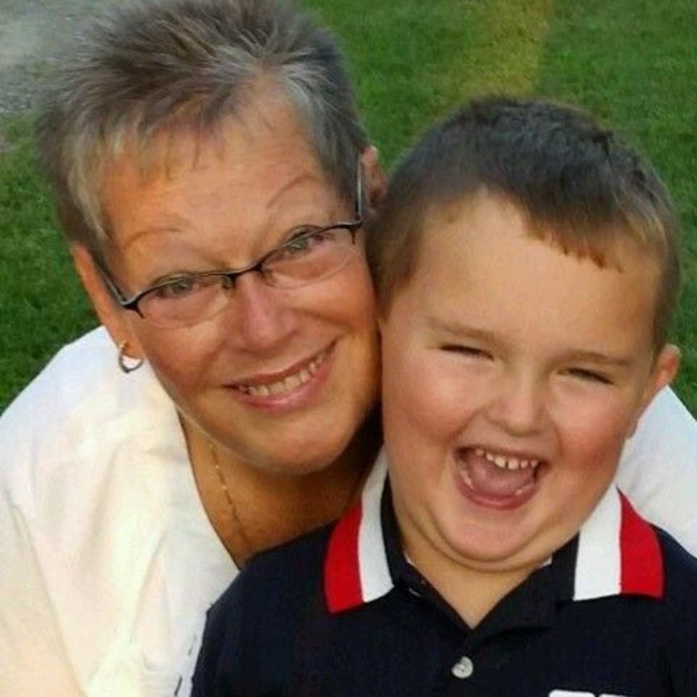 Meet your Posher, Deb